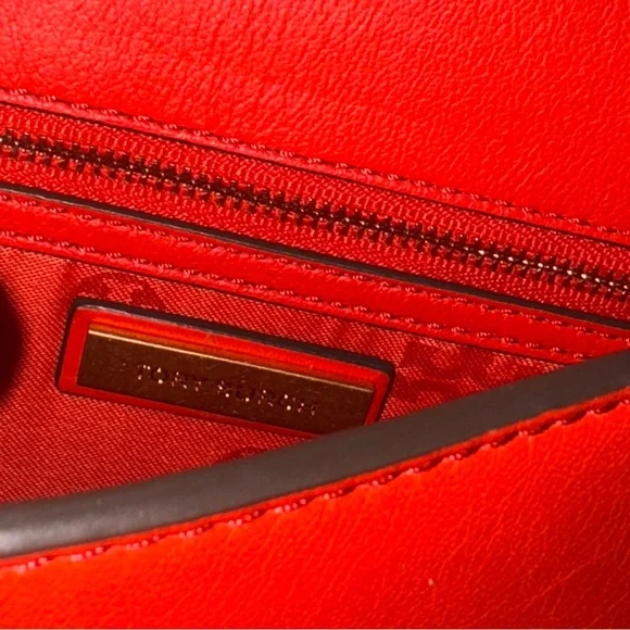 TORY BURCH ALEXA CONVERTIBLE SHOULDER BAG IN SAMBA.. Retail $475 - Picture 10 of 15